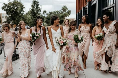 Recreating 5 Trending Mismatched Bridesmaids Looks Wedding Style