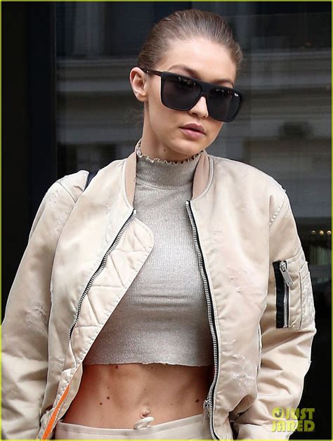 Gigi Hadid Shows Off Her Killer Abs In Nyc Photo 3861652 Photos Just Jared Celebrity News