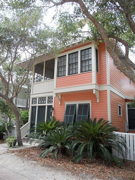 With so many options, it's easy to get overwhelmed with which exterior paint color to chooses we're here to help make that decision a little easier. Be Colorful Coastal: Coastal Homes In Coral