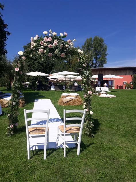 Ti raggiungiamo noi a casa o al lavoro! Agriturismo Casa Rossa ai Colli - Recensioni, foto e telefono