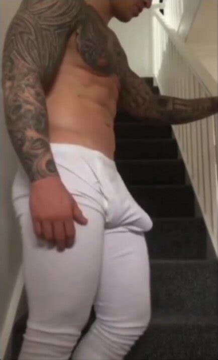 Bodybuilder In White Compression Pants Video 2