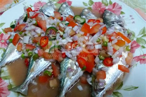 Apabila masak lauk ini, ikan mestilah kuah inilah nanti yang akan serap rencah masak asam jadi merecik menyelerakan. Resepi Asam Rebus Ikan Kembung Azie Kitchen