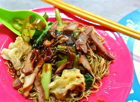 A hawker centre or cooked food centre are a variety of food courts originating from singapore. Penang Hawker food options at Pulau Tikus Market - Asia ...