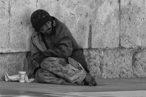 Homeless Homelessness Sans Abris Poverty Pobreza Pauvreté Povertà