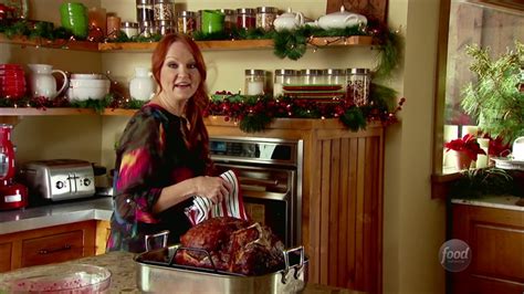 See more ideas about recipes, food, food network recipes. The Pioneer Woman Video - Ree's Christmas Ham with Glaze ...