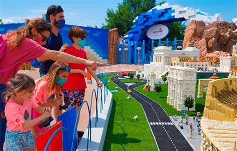 Legoland Europa Primeiro Parque Aquático Lego é Inaugurado Na Itália