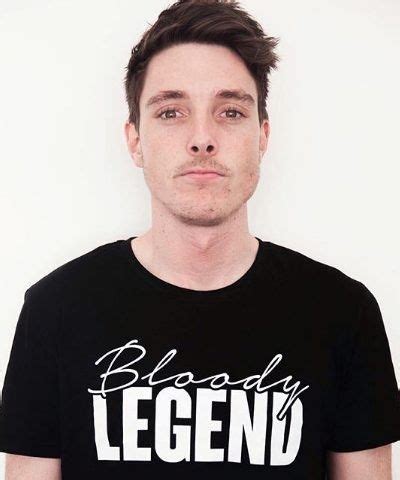 This page features australian man (the official facebook page of lazarbeam). I'm a huge fan of Lazarbeam. Use Code Lazar in the ...