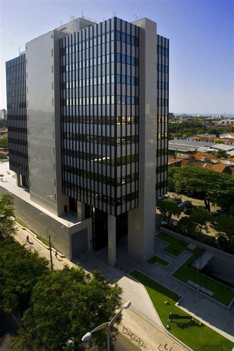 It was originally created in 1925 and is incorporated into the current chilean constitution as an autonomous. Assaltante que roubou Banco Central em Fortaleza é preso ...