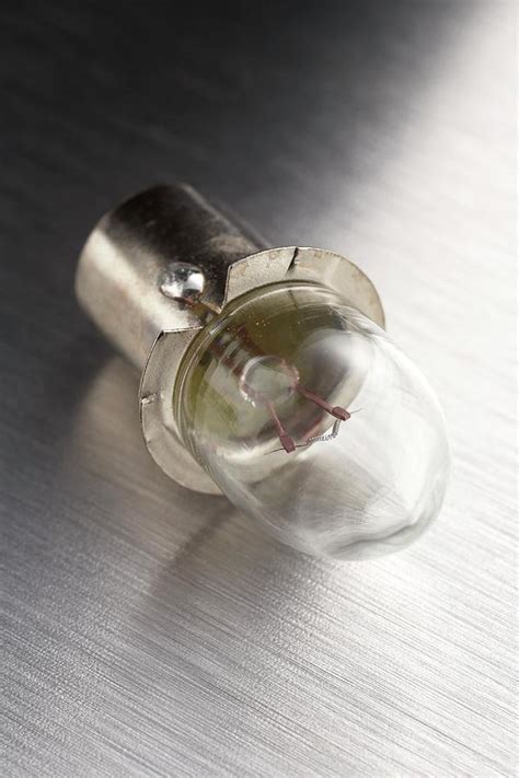 Krypton Filled Incandescent Light Bulb Photograph By Science Photo Library