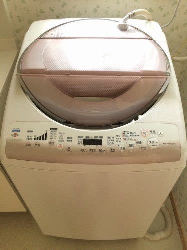 Washing machine, laundry machine）は、洗濯に用いられる機械。 世界では、歴史的に見ると「洗濯機」と言っても、様々な動力源のものを指してきた経緯がある。日本では、昭和以降「電気洗濯機」しか販売されていないので、単に「洗濯機」と言うと、事実上それを. 東芝洗濯機 AW-70VE(WP) エラーで洗濯できない、ボタンが消える ...