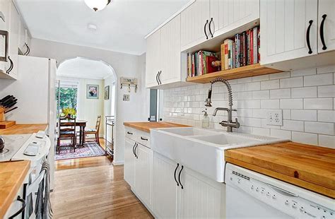 18 backsplash ideas dark cabinets with white countertops in pictures: Wood Kitchen Countertops (Design Ideas) - Designing Idea