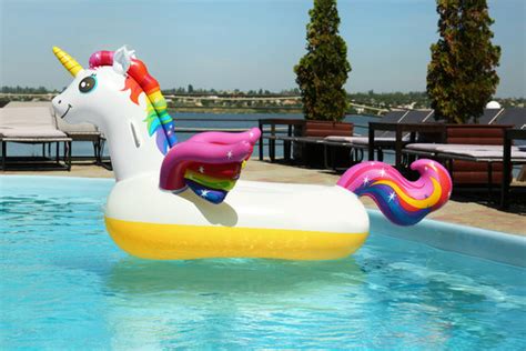 Giant Inflatable Unicorn Pool Float Gamistaan