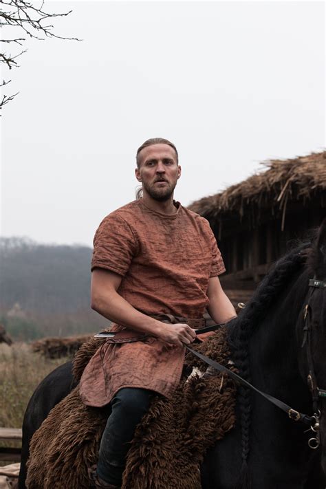 The Last Kingdom Ragnar The Younger Viking Men Viking Warrior Lagertha Tobias Santelmann