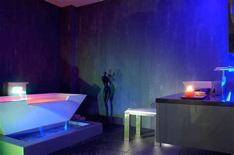 Creating A Utopian Bathroom With Futuristic Designs Interior Design