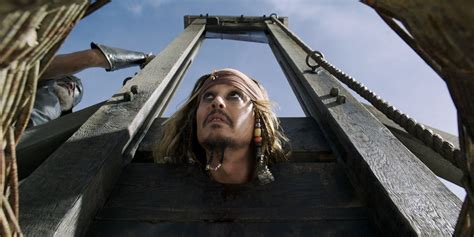 Pirates 5 Guillotine Stunt Was Practical Screen Rant