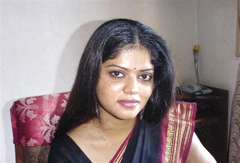 Neha Nair In Black Saree Nude Pics Porn Pictures Xxx Photos Sex