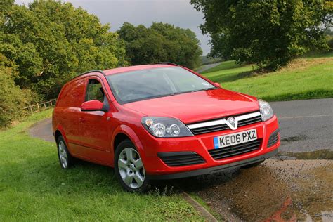 Vauxhall Astra Review Parkers Vauxhall Astra Review