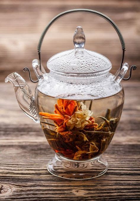Blooming Flowering Tea In A Clear Glass Teapot Teaware In 2019
