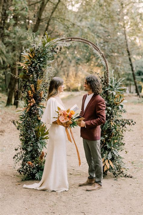 This Unique Fall Wedding Color Scheme Is Straight Out Of