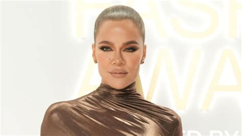 Khloe Kardashian’s Funky Swirly Ab Baring Tight Black Gown Is A Lesson In Dressing Bold