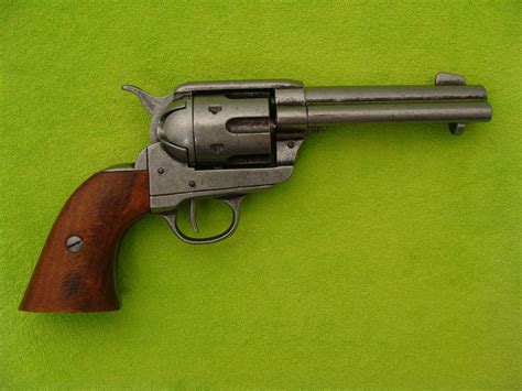 Colt Peacemaker 1873 Legendární Zbraně