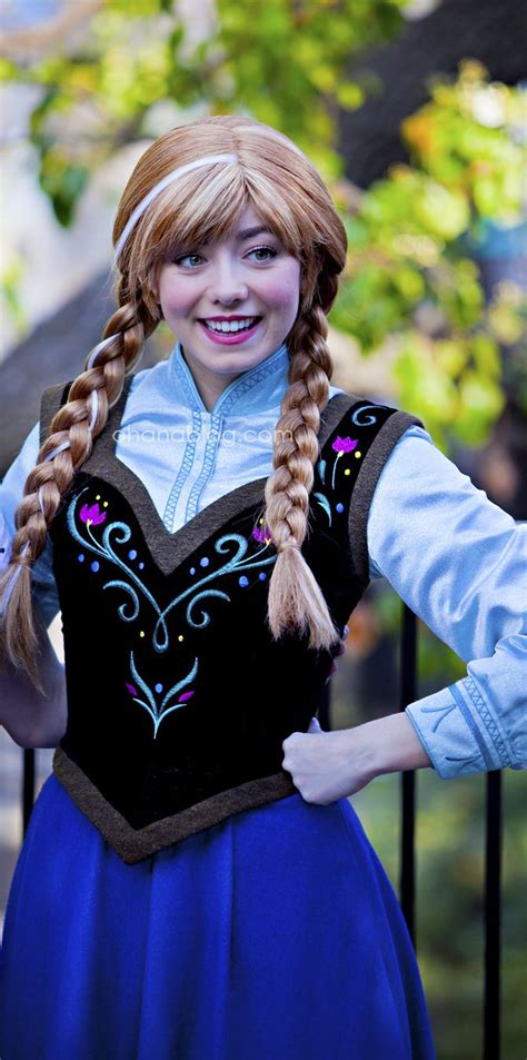 Disneyland Anna From Frozen Face Character Walt Disney Disney