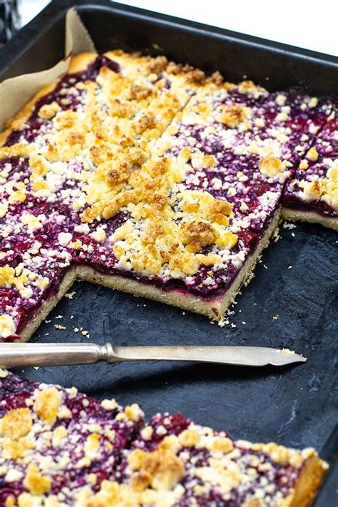 Kirsch marzipan kuchen habe einige bilder, die sich darauf beziehen einander. Glühwein-Kirsch Streuselkuchen mit Marzipan // Werbung in ...
