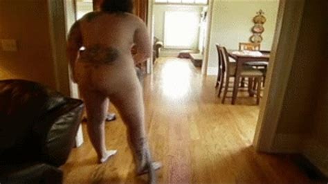 Heather Reed Naked Vacuuming Heather Reed Bbw Fetish Housewife