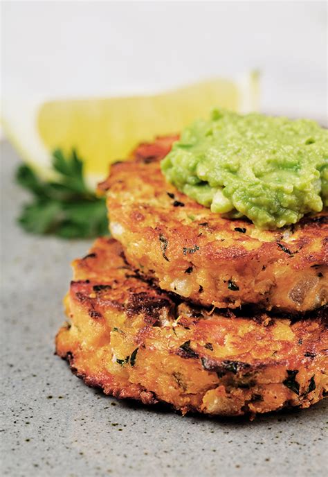 Dinner is going to be delicious. How to Cook Salmon 7 New Ways, Plus Recipes - Daily Burn