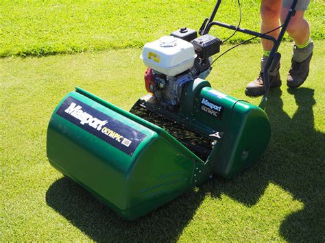 Your Guide To Cylinder Mowers Coolabah Turf