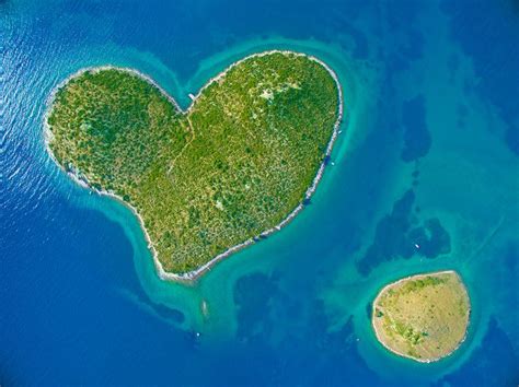 Galesnjak is an unpopulated island with total area of 132475 square meters (m2). 4. GALESNJAK ISLAND, CROATIA This tiny island in the ...