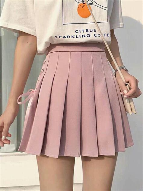 pin by binh nguyen van on thời trang skirt outfits summer fashion outfits pleated skirt outfit