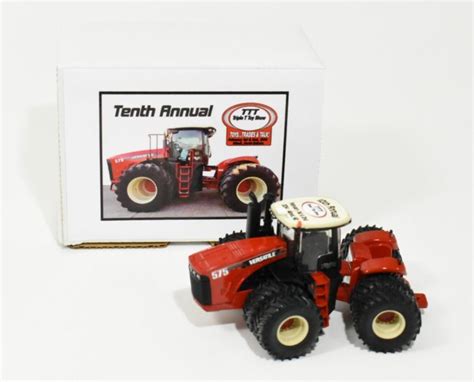 164 Versatile 575 4wd Tractor With Duals Triple T Toy Show