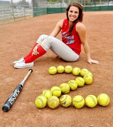 Picture Idea Softball Pictures Softball Pictures Poses Softball Senior Pictures