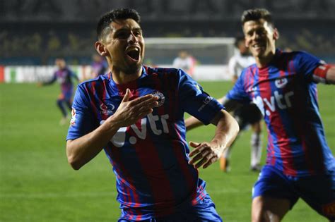 La universidad de antofagasta ha forjado su historia junto con el norte grande de chile y su princip. Deportes Iberia da la sorpresa y derrota a Colo Colo ...