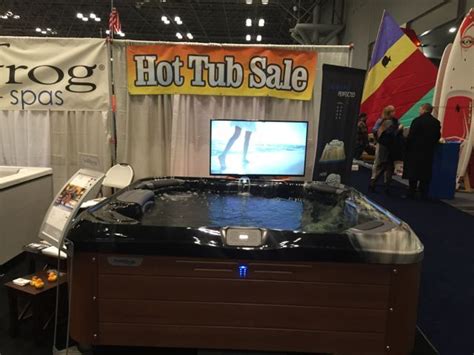Long Island Hot Tub At New York Boat Show This “r” Series Model Is One Of Our Two Hot Tubs You