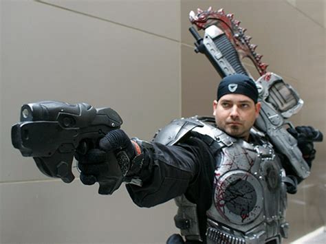 Marcus Fenix And Anya Stroud Gears Of War Cosplay Pics Fanboy Fashion