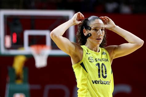 The good thing about it u.s. Sue Bird attends Denver Nuggets practice, chats with team ...