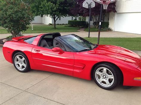 Purchase Used 1997 Red Corvette C5 With Rear Spoiler Glass Targa Top