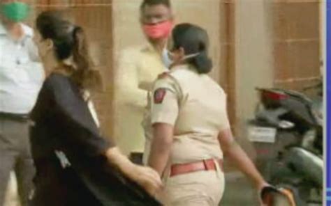 ncb का बड़ा एक्शन पूछताछ के बाद रिया चक्रवर्ती की हुई गिरफ्तारी