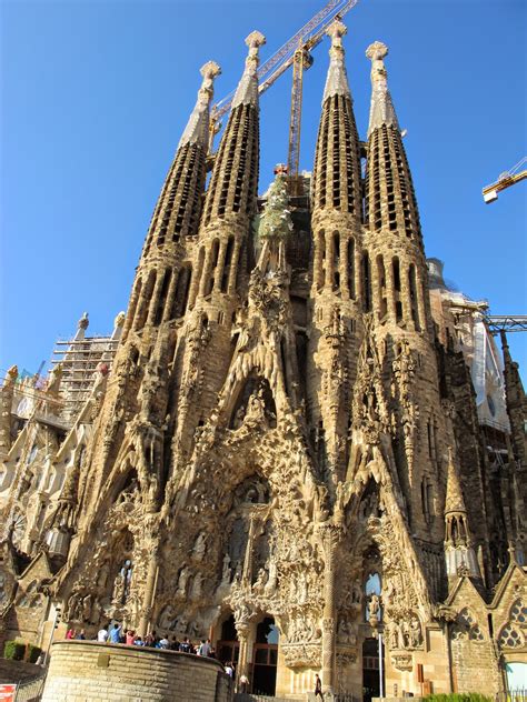 Antoni Gaudí | Symbolism/Art Nouveau Architect | Tutt'Art@ | Pittura