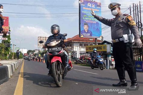 Jalur Arteri Cirebon Mulai Ramai Dilintasi Pemudik Sepeda Motor