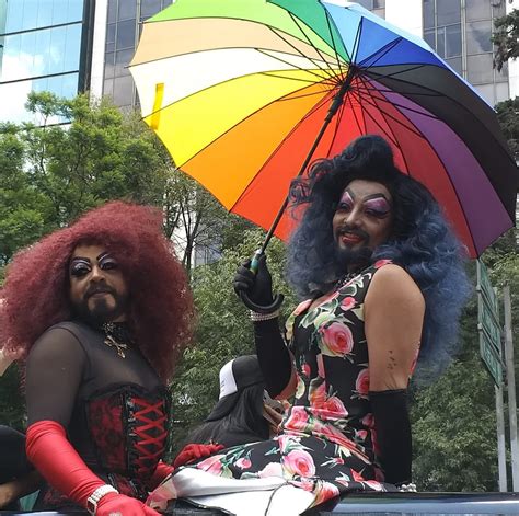 Por ello, esta fecha se ha definido como el día internacional del orgullo lgbt con el propósito de apoyar la opción y que nadie se avergüence, cualquiera que sea su género, orientación o identidad sexual. Marchemos por la libertad de ser quién eres: Así fue la ...