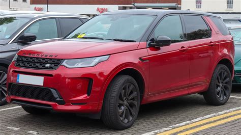 Which year model of Land Rover Discovery is best to buy used? - CoPilot
