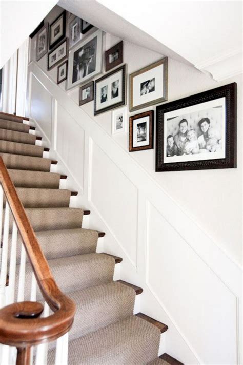 15 Awesome Arranging Pictures On A Stair Wall Ideas Gallery Wall