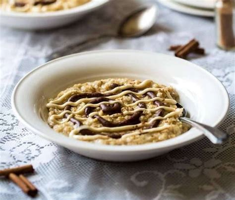 Especially, during the winter months, people like it better, as you can add a variety of vegetables and fruits to it to make it more nutritious. Best Oatmeal for Weight Loss & Building Muscle | The ...