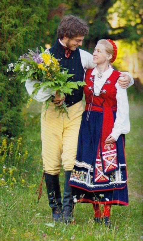 Pin By Kristy Harvey On Sweden Roots Swedish Clothing Sweden Costume Swedish Dress