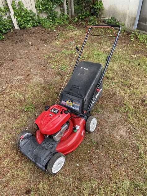Troy Bilt 21” Self Propelled Briggs Is Stratton Push Lawn Mower For