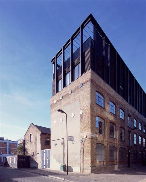 Black House Is An Apartment Above A Converted Warehouse In Hackney