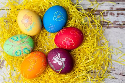 Die christlichen kirchen sowie in der mythologie gibt es viele geschichten zur warum werden ostereier gefärbt? Traditionelle Gerichte zum Osterfest | GuteKueche.de